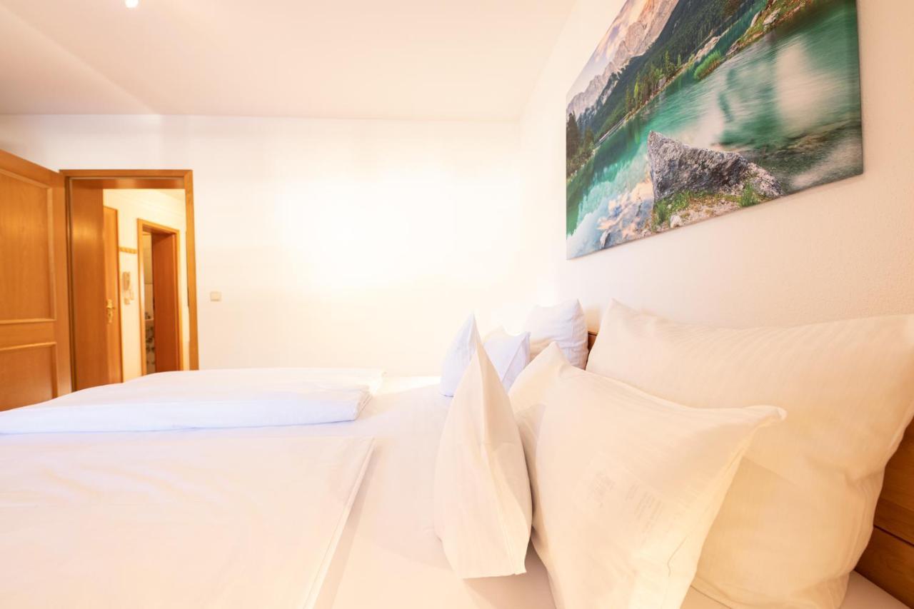 Bernadein Apartment Garmisch-Partenkirchen Bagian luar foto