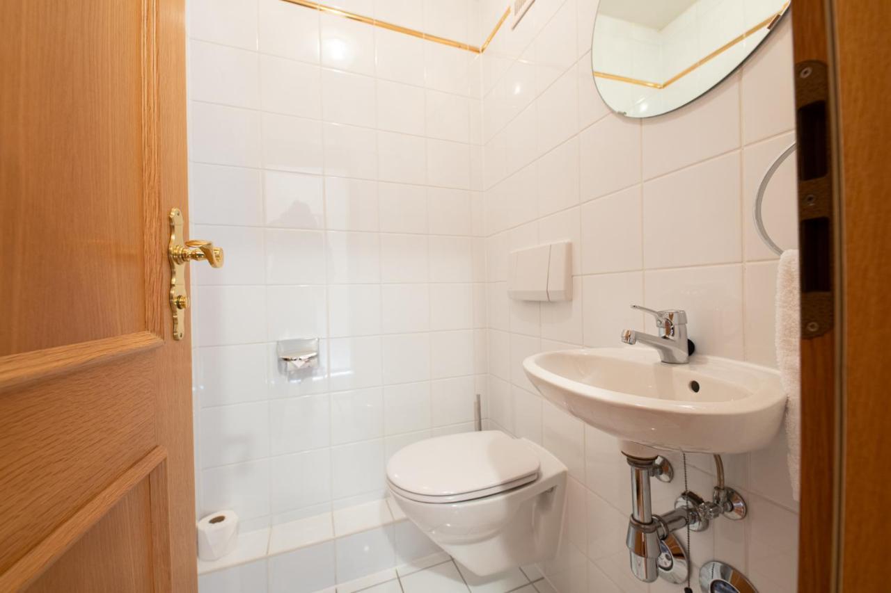 Bernadein Apartment Garmisch-Partenkirchen Bagian luar foto