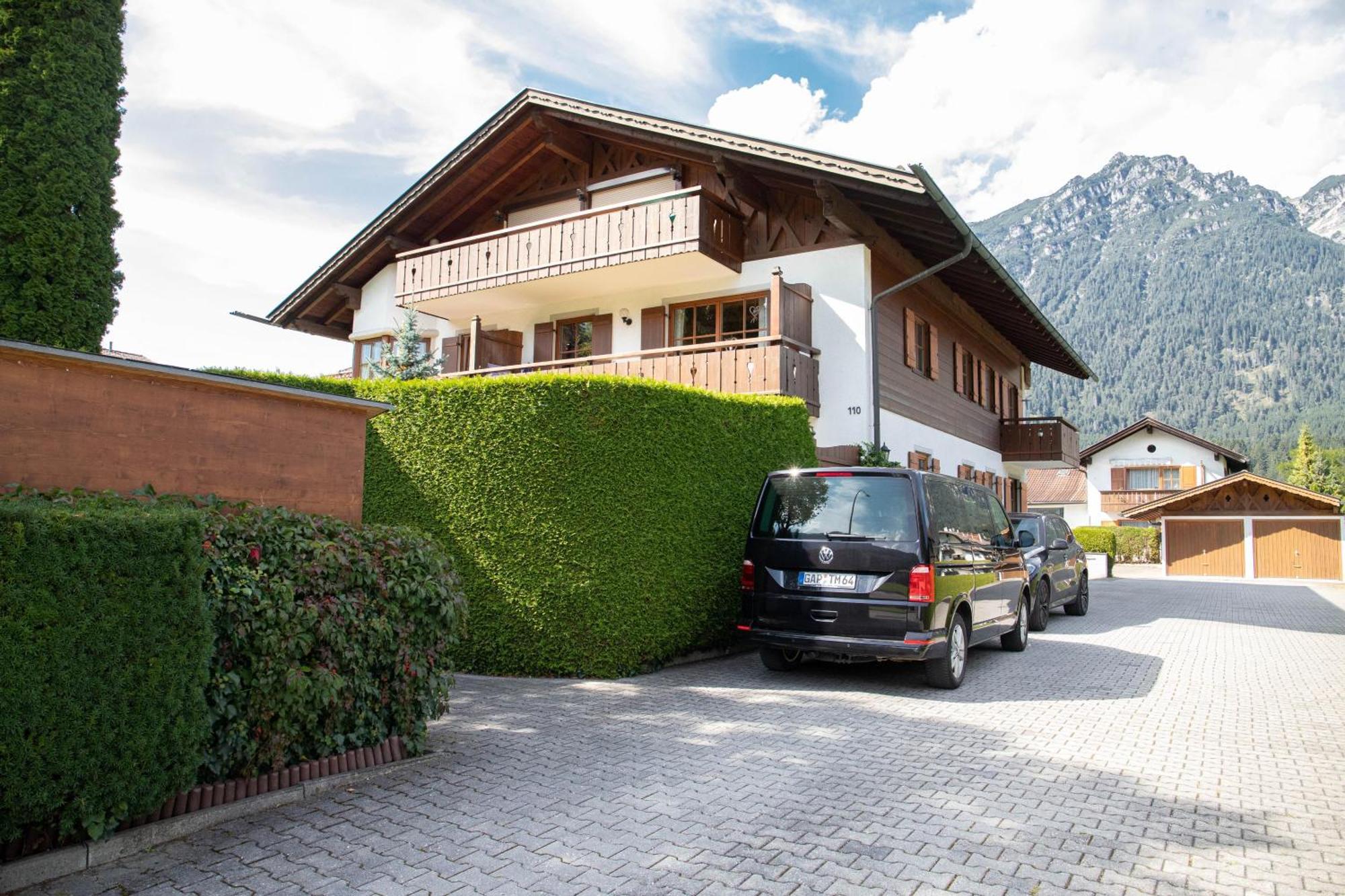 Bernadein Apartment Garmisch-Partenkirchen Bagian luar foto
